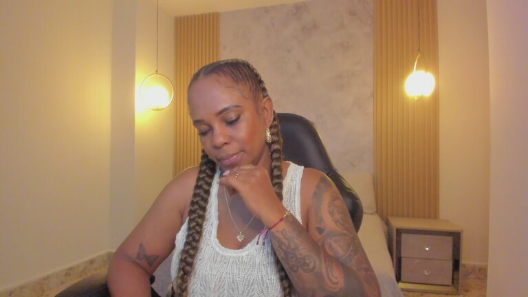 AyanaBrown's Streamate show and profile