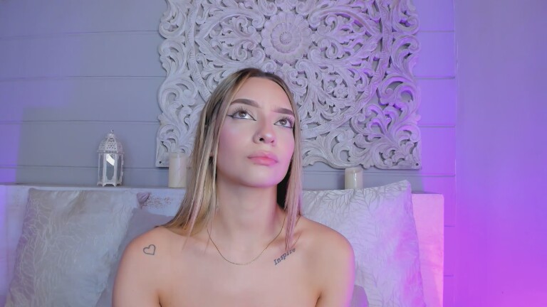 SamanthaGreck's Streamate show and profile