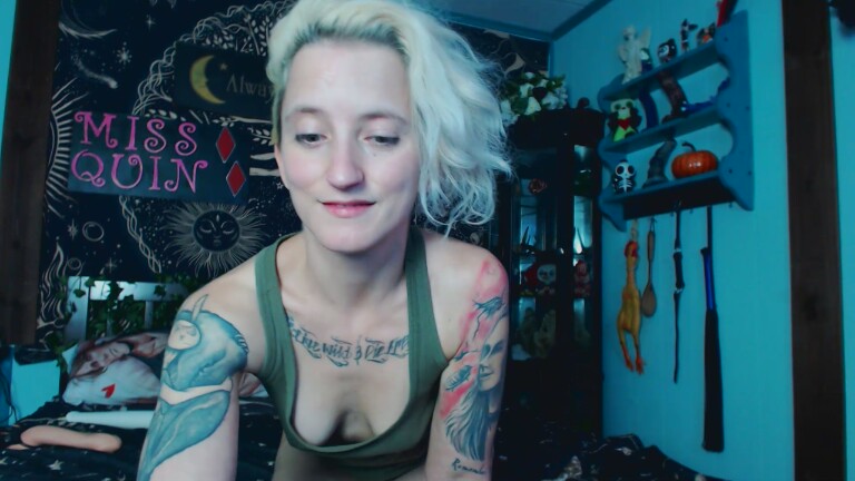 MissQuinCam's Streamate show and profile