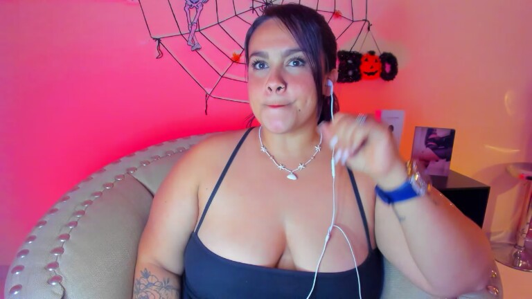 Nina_Lisboah's Streamate show and profile