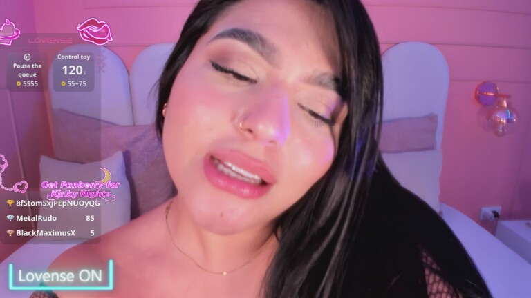 MadelineSaint's Streamate show and profile