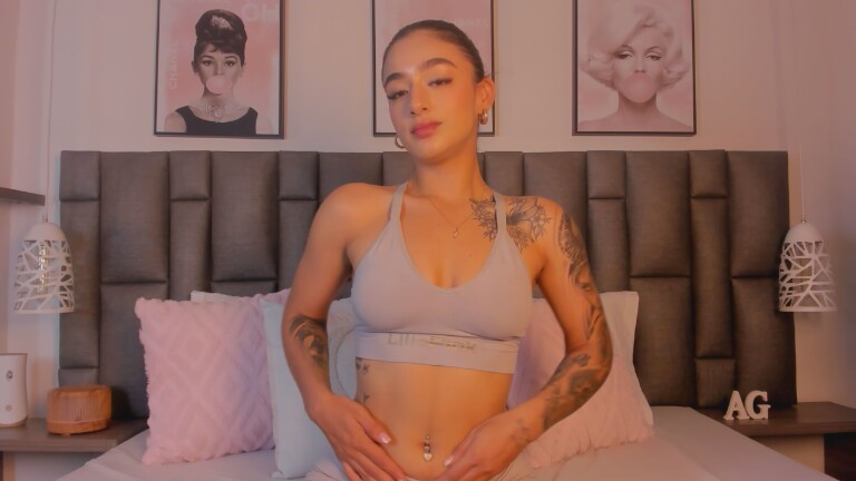 ValenWill's Streamate show and profile