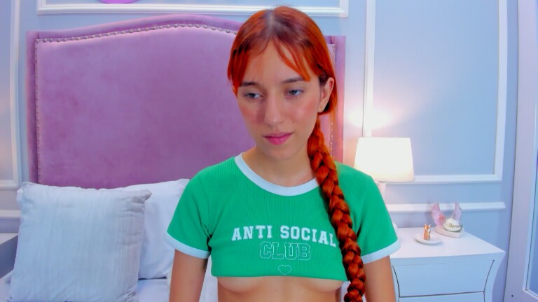 LeaThomsonn's Streamate show and profile