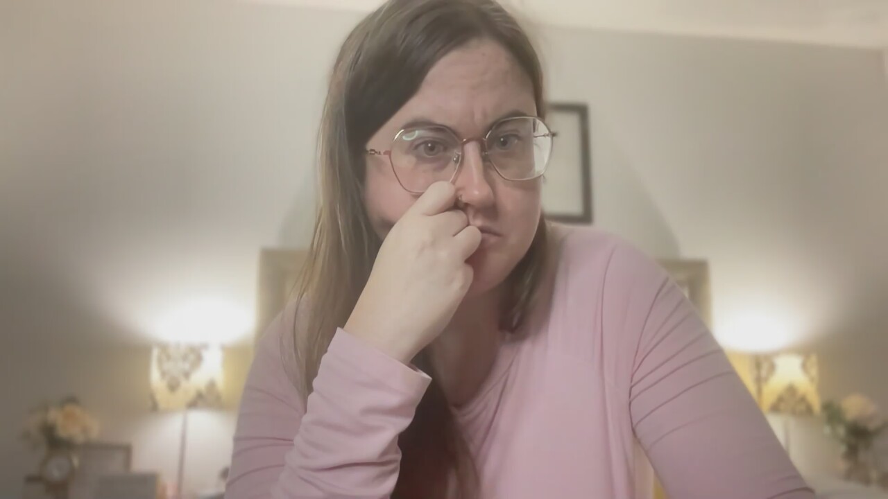 happylilcamgirl