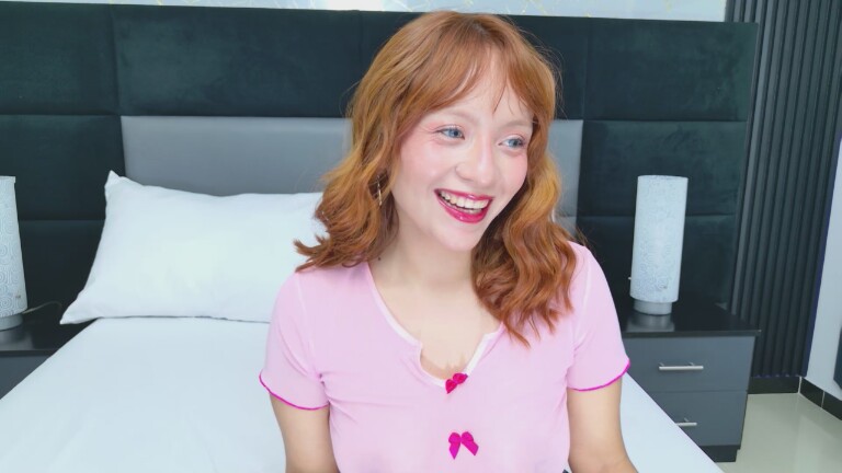 EmilyKlein's Streamate show and profile