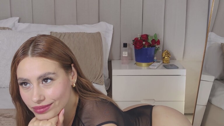 SophiaJohnes's Streamate show and profile