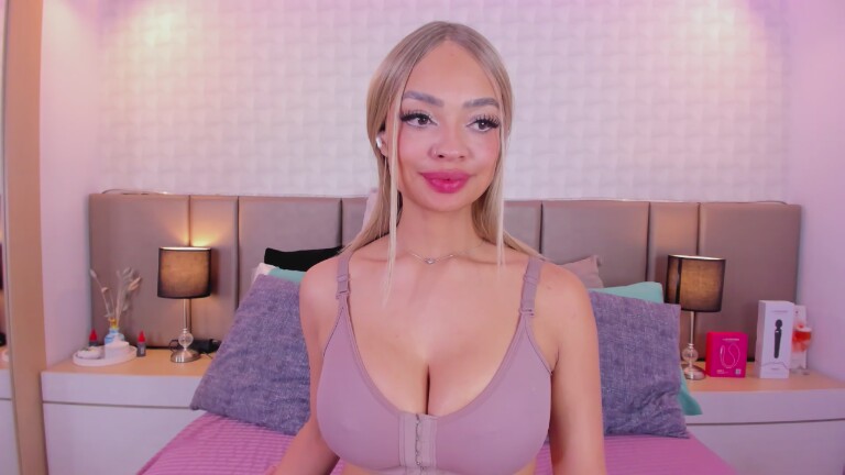 Anna_Jenssen's Streamate show and profile