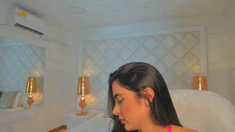 Sussan_White's Streamate show and profile