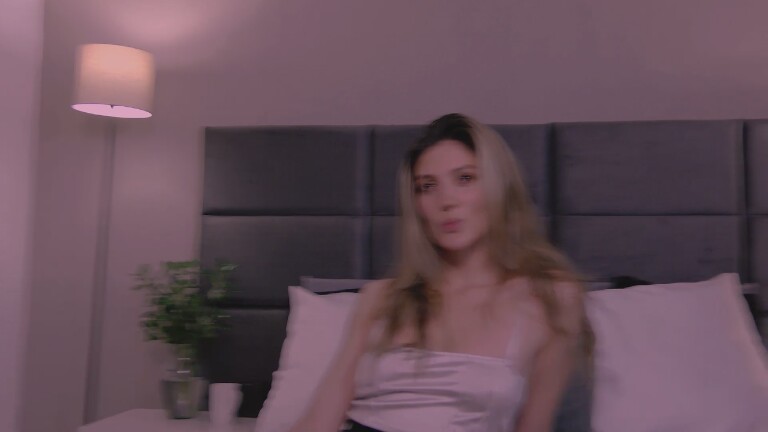 LilaVelour's Streamate show and profile