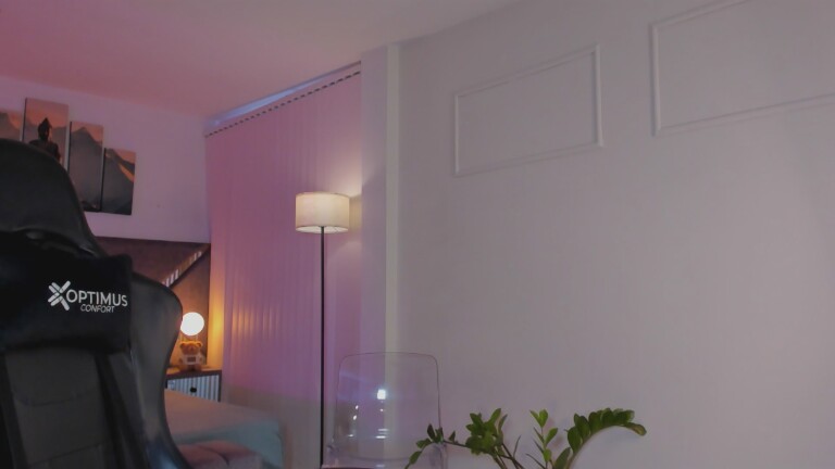 EmmaVloss's Streamate show and profile