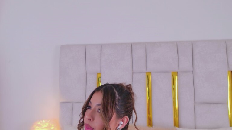 AngelaDiMartino's Streamate show and profile