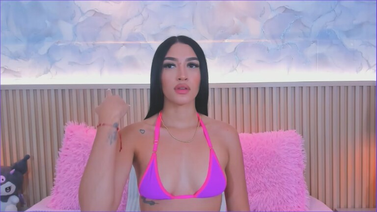 HemmaThompsonn's Streamate show and profile