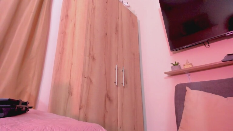 maralopeez's Streamate show and profile