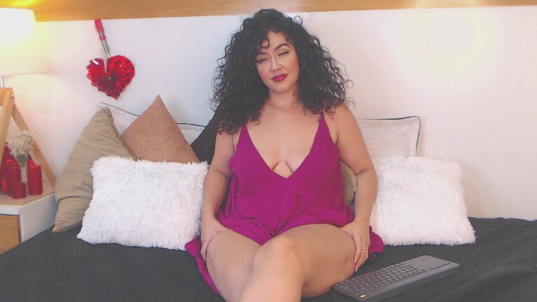 SeleneRisso's Streamate show and profile