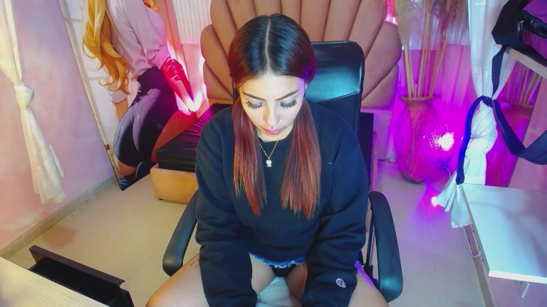 Anney_18's Streamate show and profile