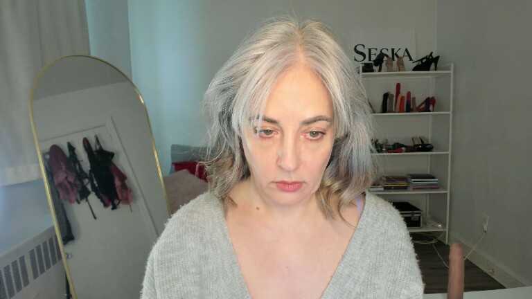 TheRealSeska's Streamate show and profile