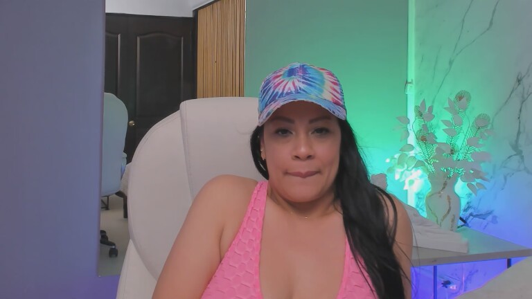 ViolettaThonsomS's Streamate show and profile