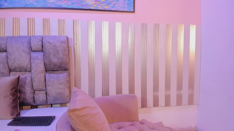 nova_lanee's Streamate show and profile