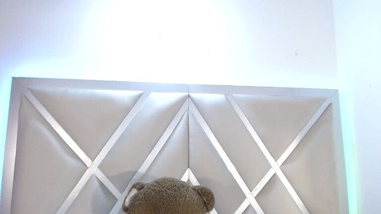 AgathaVegaa's Streamate show and profile