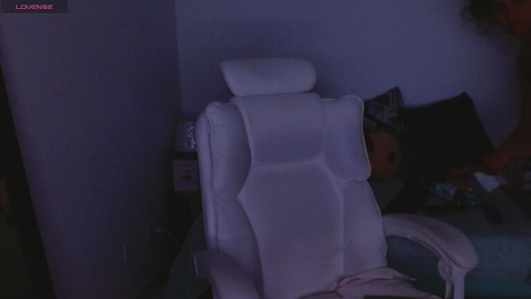 Valentina_blondell19's Streamate show and profile