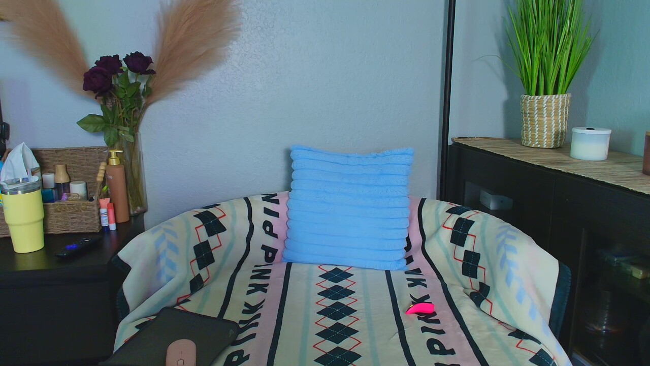 MayaMerciXoxo