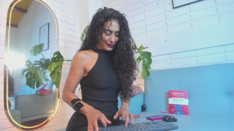 VeronicaCortess's Streamate show and profile