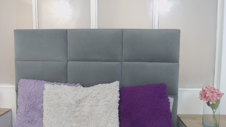 EllieBella's Streamate show and profile