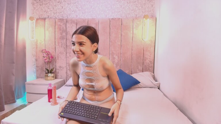 Katy_606's Streamate show and profile