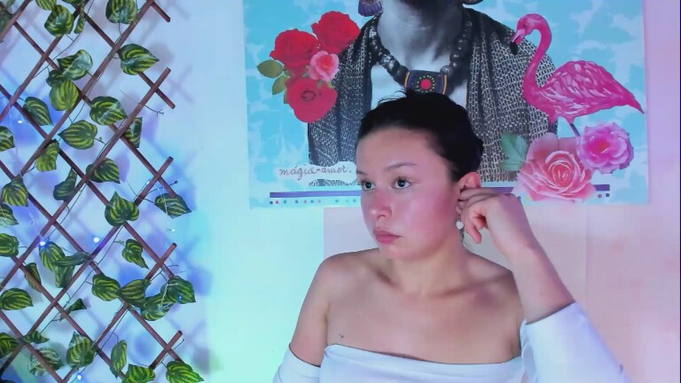 DyanaMoon22's Streamate show and profile