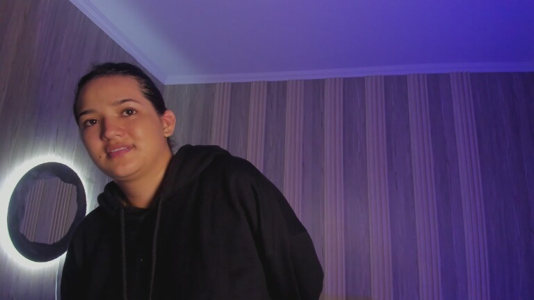 Dulce_Bigboobs's Streamate show and profile