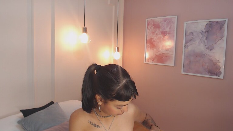 LeahNut's Streamate show and profile