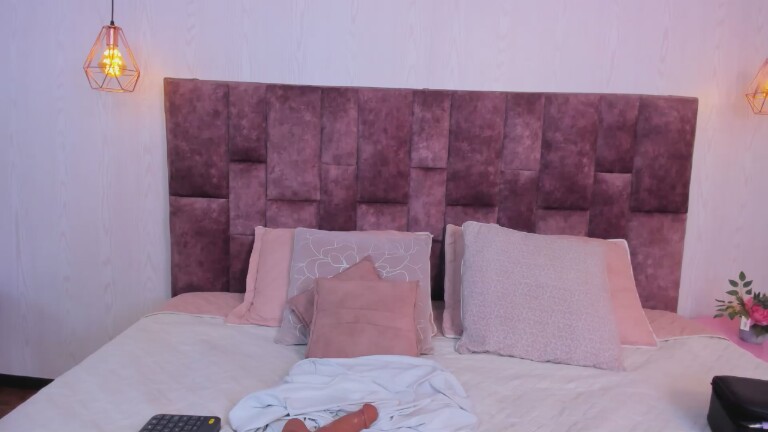 Ashley_Herrera's Streamate show and profile