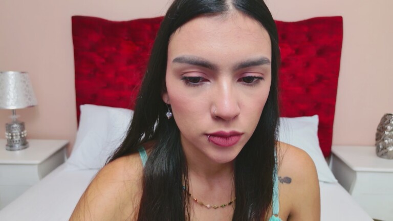 NoemiFerrer's Streamate show and profile