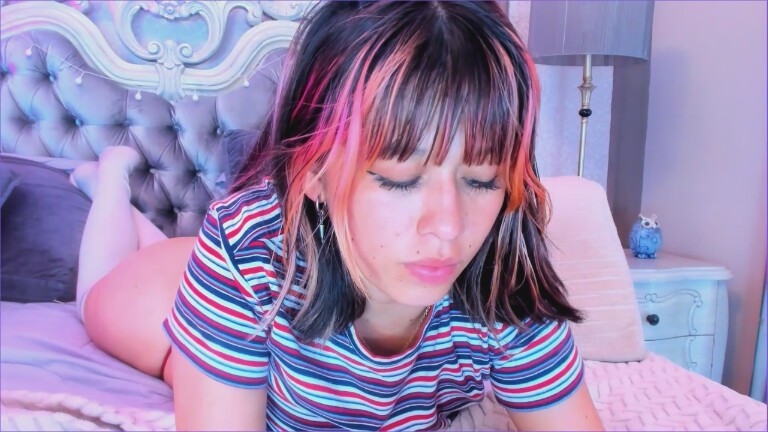 SiaSavach's Streamate show and profile