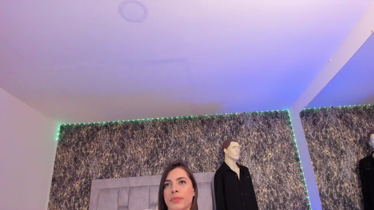 YelinaMontana's Streamate show and profile