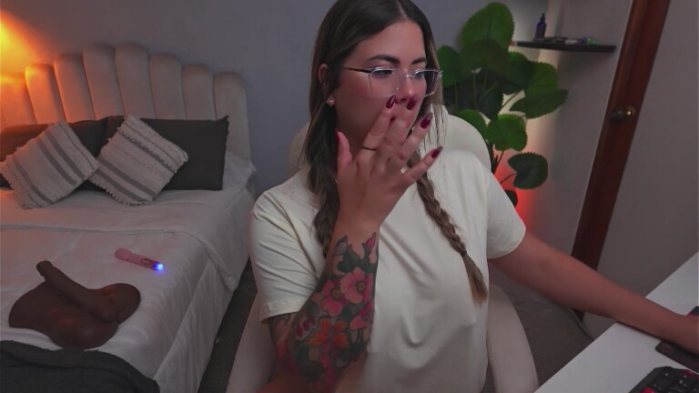 Marieleclerc's Streamate show and profile