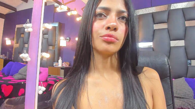 EMYCLARK's Streamate show and profile