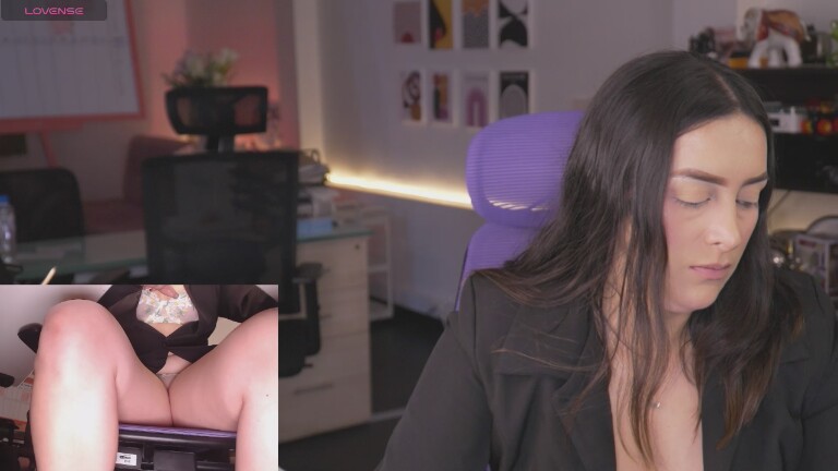 KimbeerlyClars's Streamate show and profile