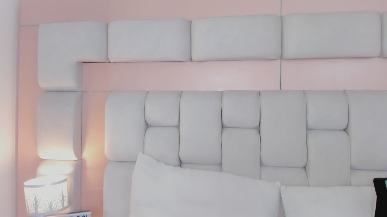 AriannaGray's Streamate show and profile