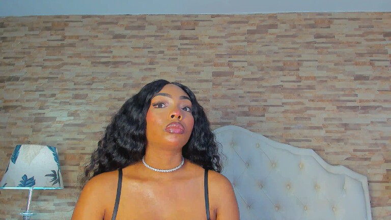 AnnyDuque's Streamate show and profile