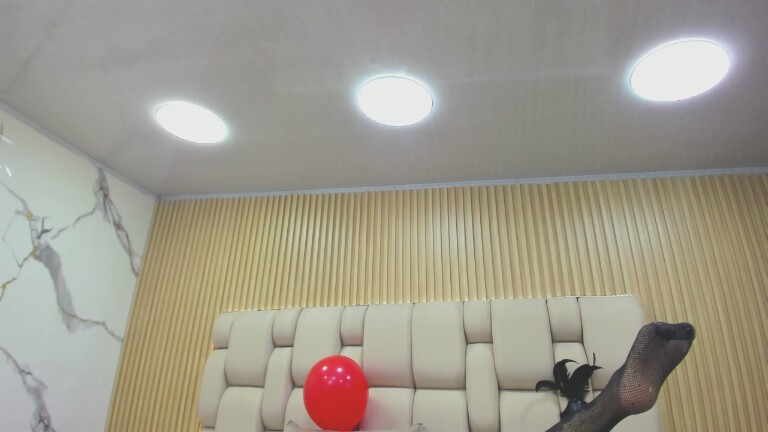 Kharhaa's Streamate show and profile