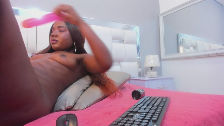 EvaJohhnss's Streamate show and profile