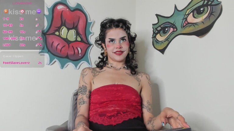 triinitty's Streamate show and profile